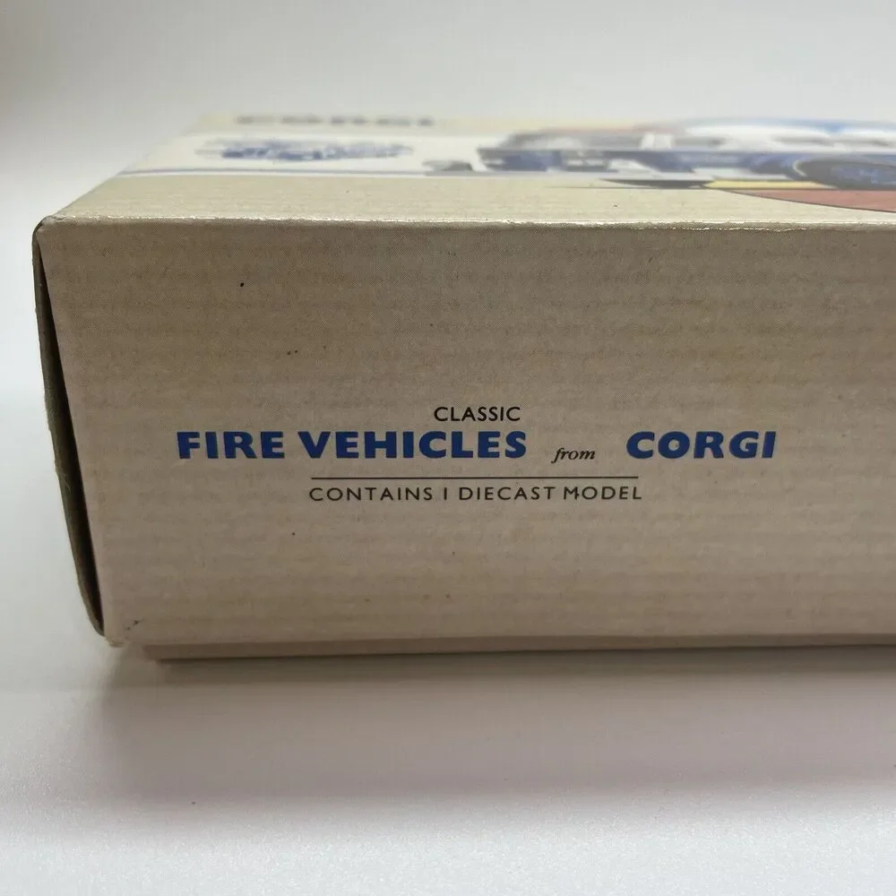 CORGI 97323 American La France East‎ Carnegie, Scott Township Volunteer FD